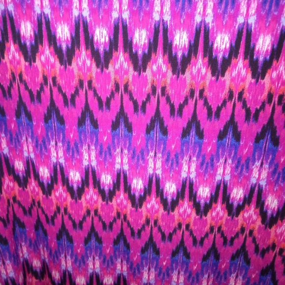 3/$10 CATHERINES Tank Top Size 4X 30/32W  Polyester Geometric - Picture 5 of 5